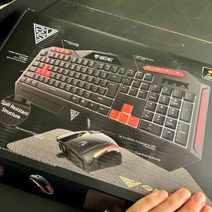Ares M2 gaming keyboard and mousepad